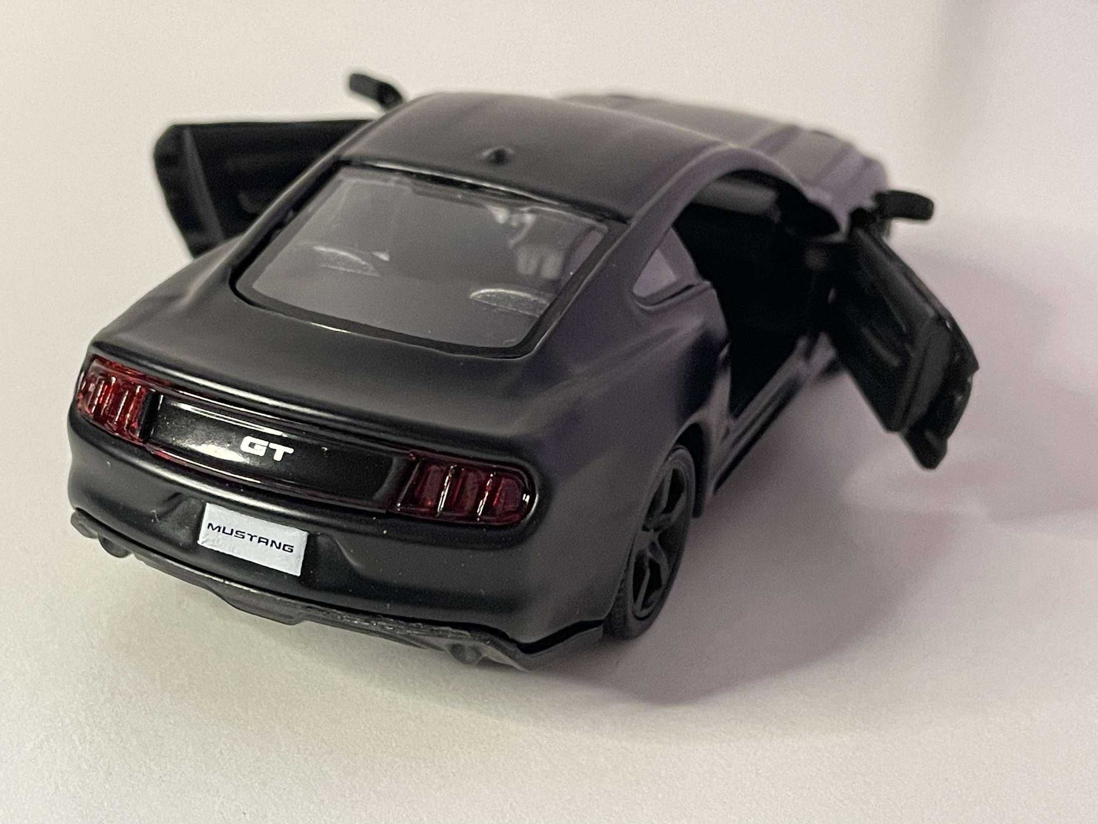 Model Ford Mustang 5.0 V8 1:36 | Kolekcjonerska figurka