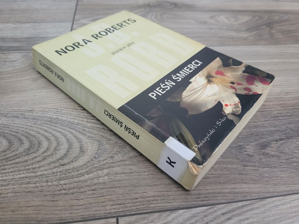 Nora Roberts jako J.D Robb Pieśń śmierci