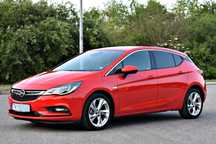 Opel Astra Mały Przebieg, Bezwypadkowa,WersjaSport,Alu17,CzarnySufit,PDCx2ślicz