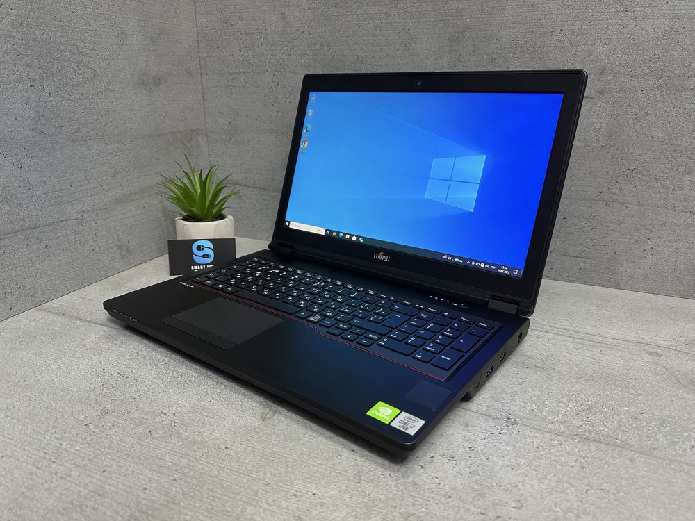 Потужний ноутбук Fujitsu H7510/Quadro/i7-10850H/Nvidia/512gb ssd/15.6"