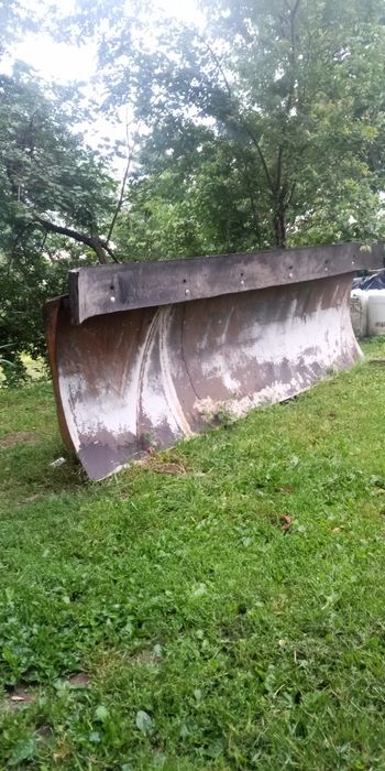 Продам потужну лопату, отвал, відвал для землі, снігу тощо