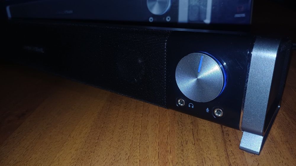 Колонка саунбар trust