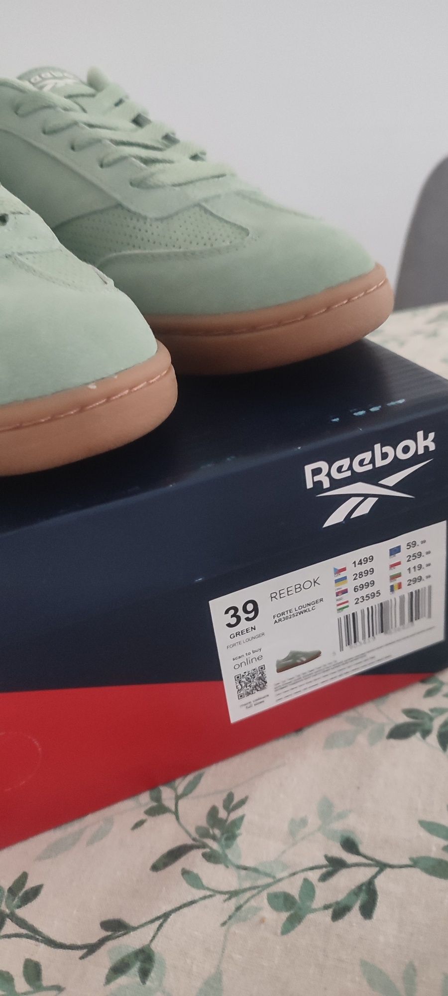 Buty Reebok roz. 39 miętowe