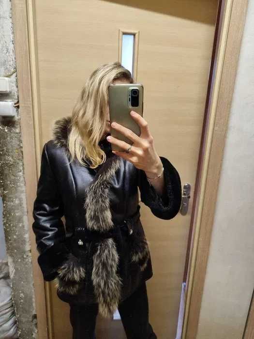 Женская дублёнка с капюшоном, размер 48–50