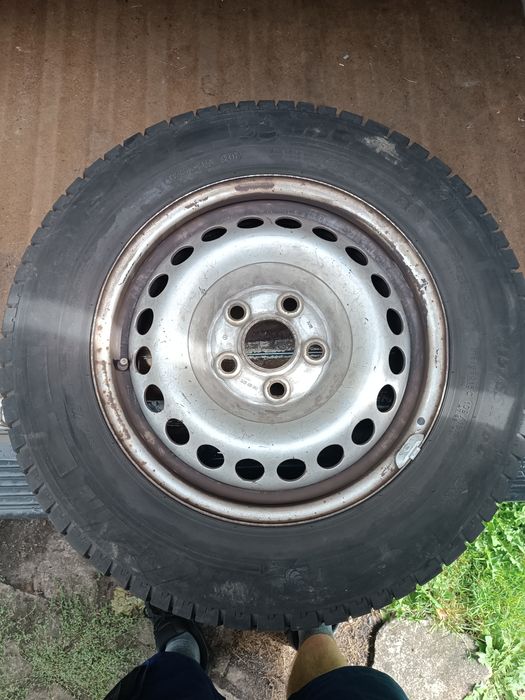Koło do VW T5 16 cali  5x120 opona 215 65 R16C