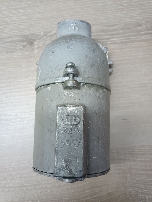 Gniazdo siłowe  32 A