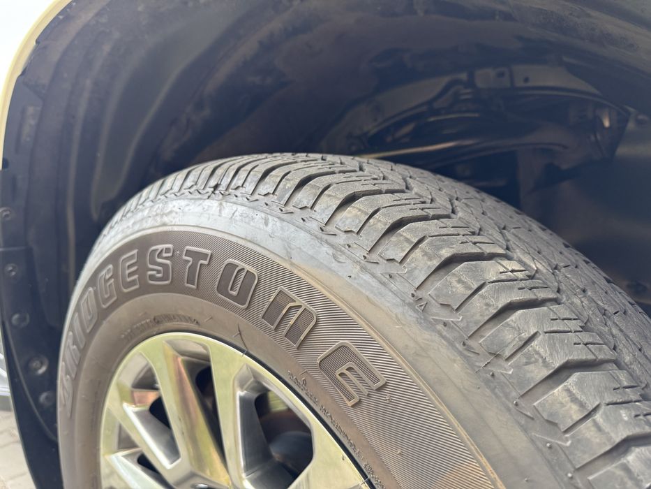 Продам резину 245/70/R17