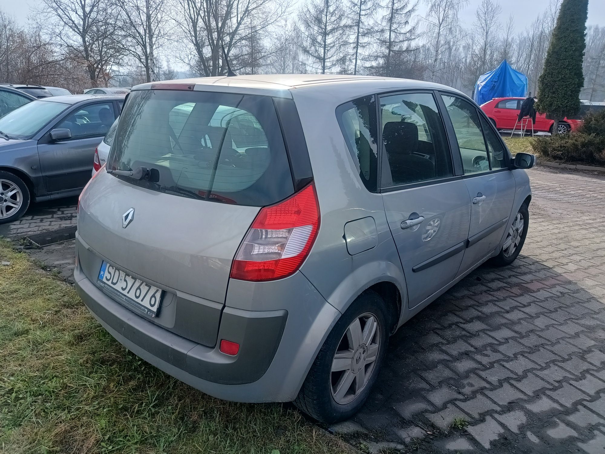 Renault Scenic 1.9 dCi 120 KM