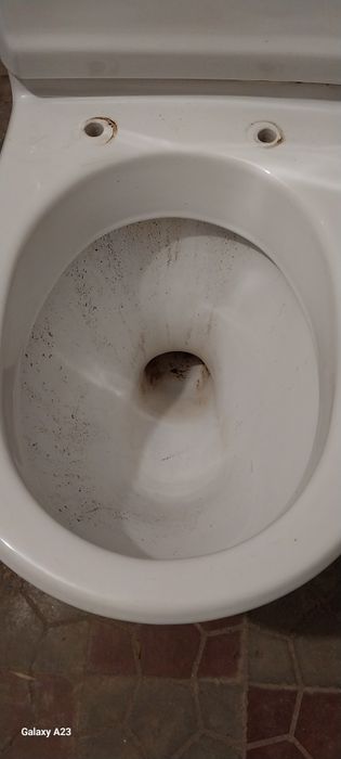 Продам унитаз без сколов