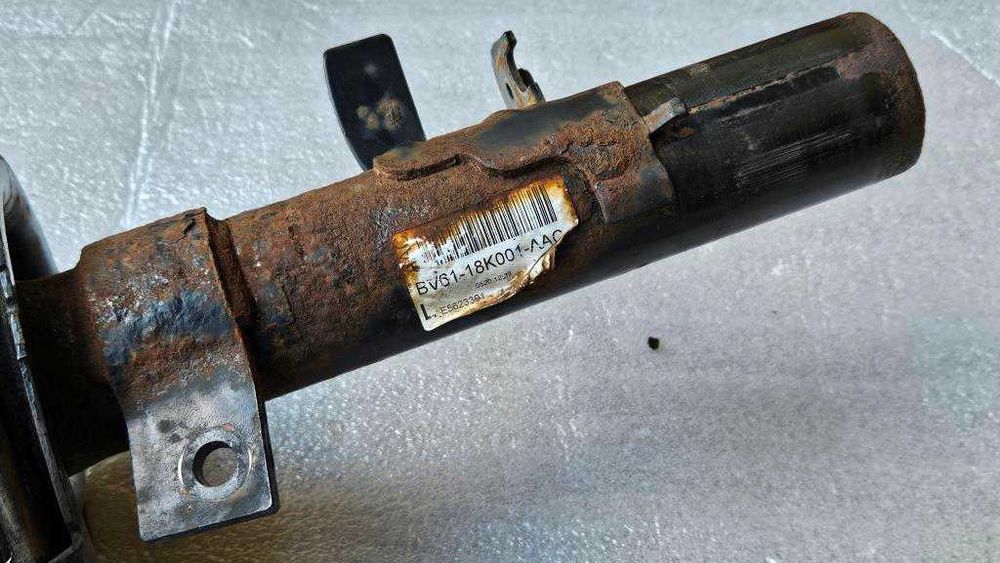 Sprężyna org przedniego zawieszenia FORD Focus MK3