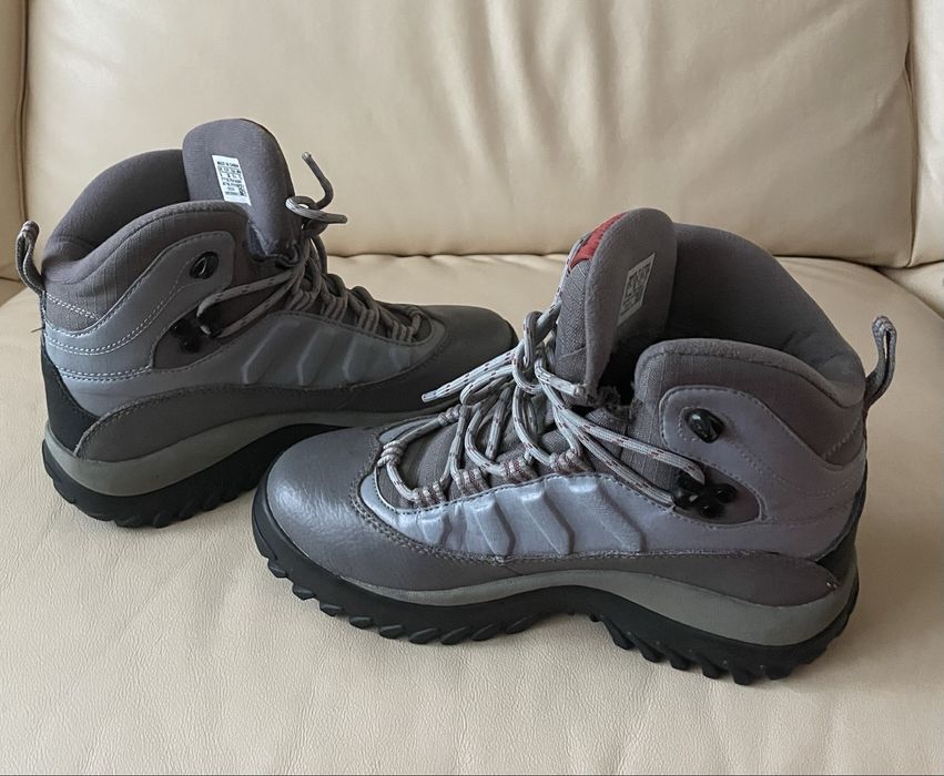 Жіночі зимові ботінки SALOMON