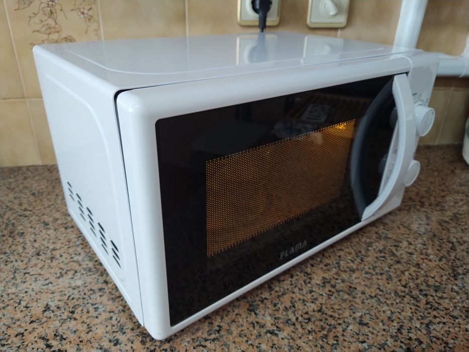 Micro-ondas Flama casa quarto apartamento vivenda escritório gabinete.
