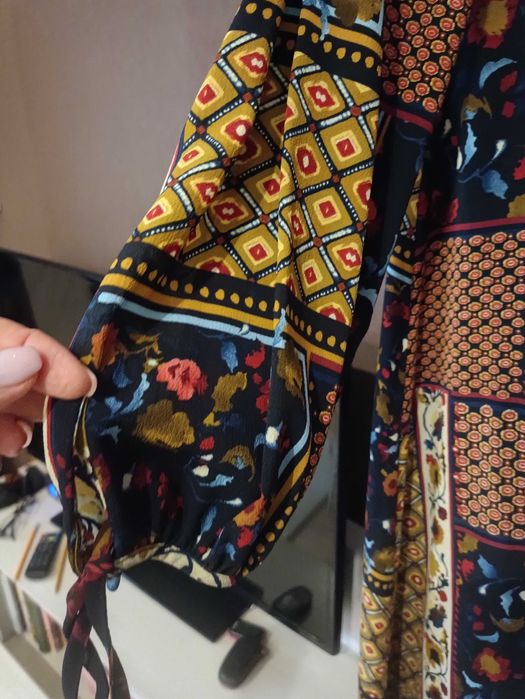 Стильна сукня zara