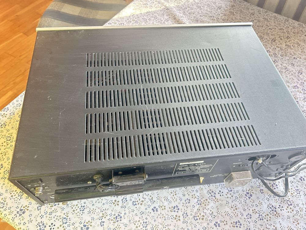 Amplituner Nordmende RE 1100