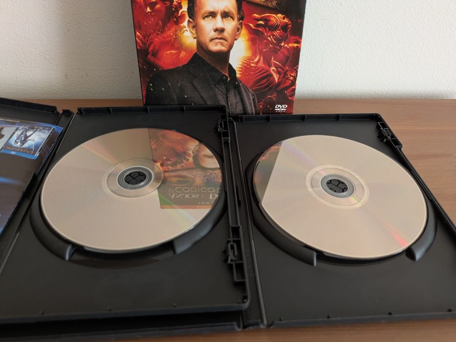 Pack 2 DVDs " Código DaVinci + Anjos e Demonios " (Como Novo)