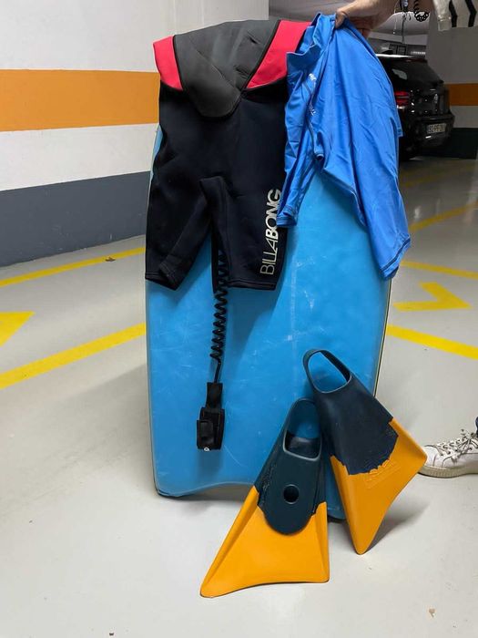 Vendo kit bodyboard para criança