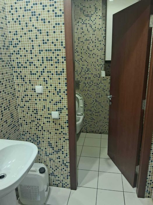 офис в центре с землей