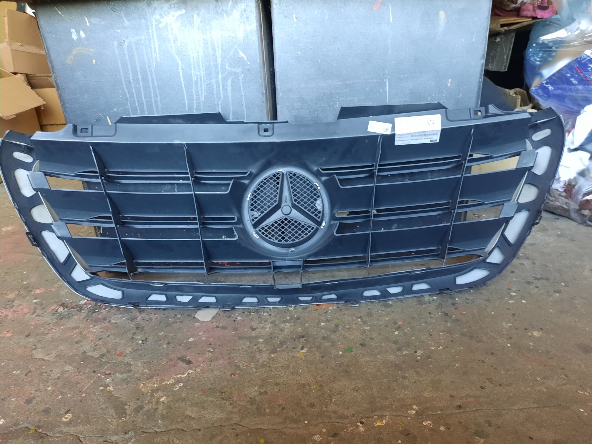 Grill Mercedes Sprinter W910