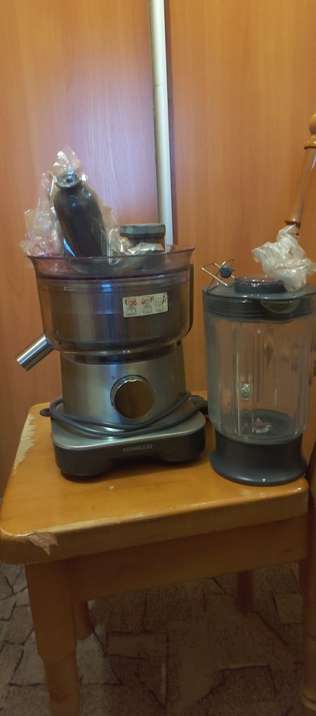 Кухонний комбайн Kenwood FP 260 series