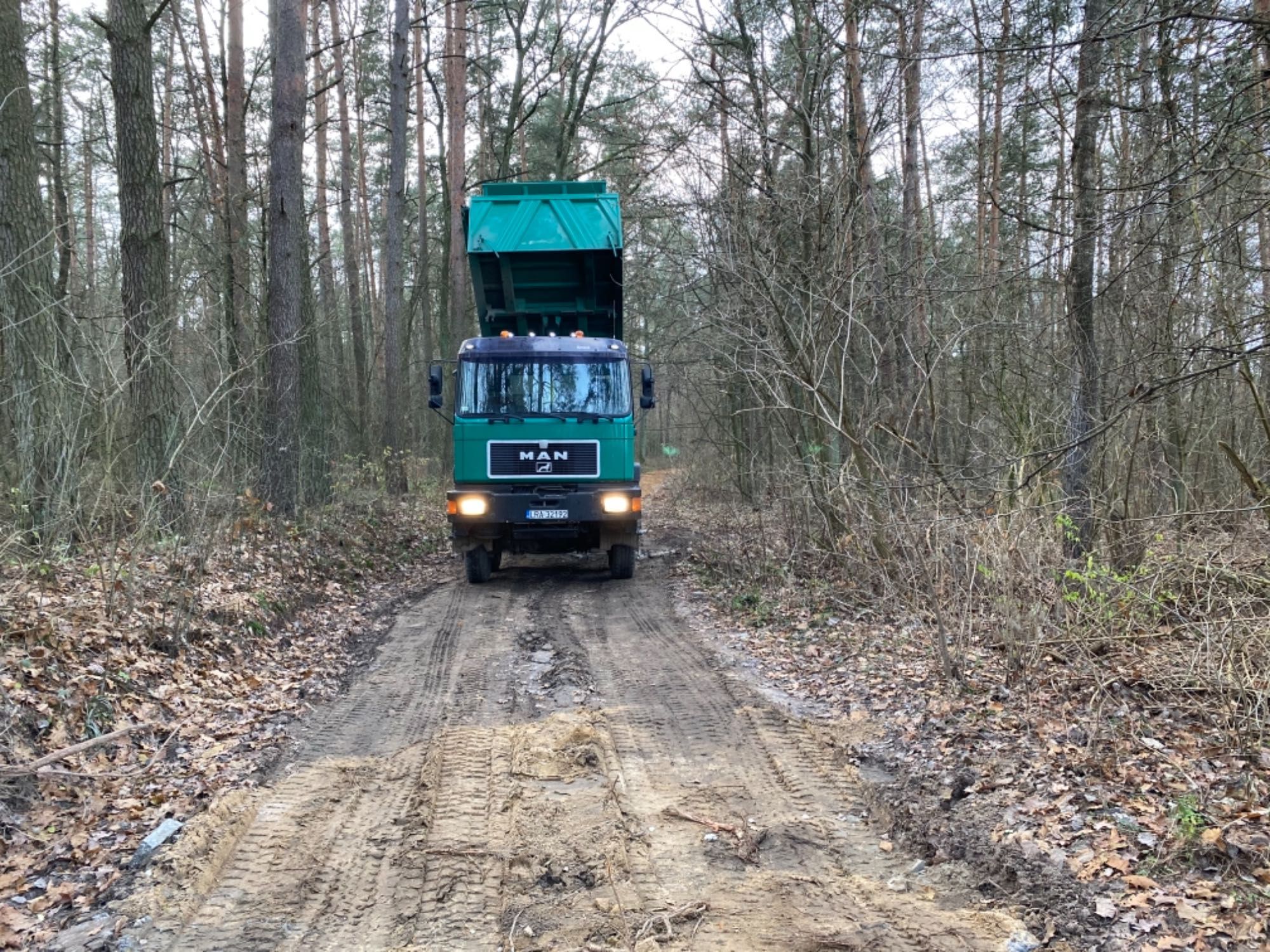 Żużel na utwardzenie terenu z transportem każda ilość .