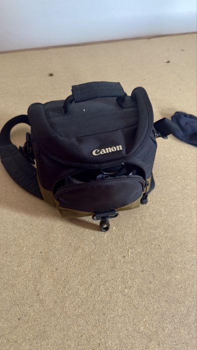 Câmera Fotográfica Canon 1300D + Lente 18-55mm + Extras