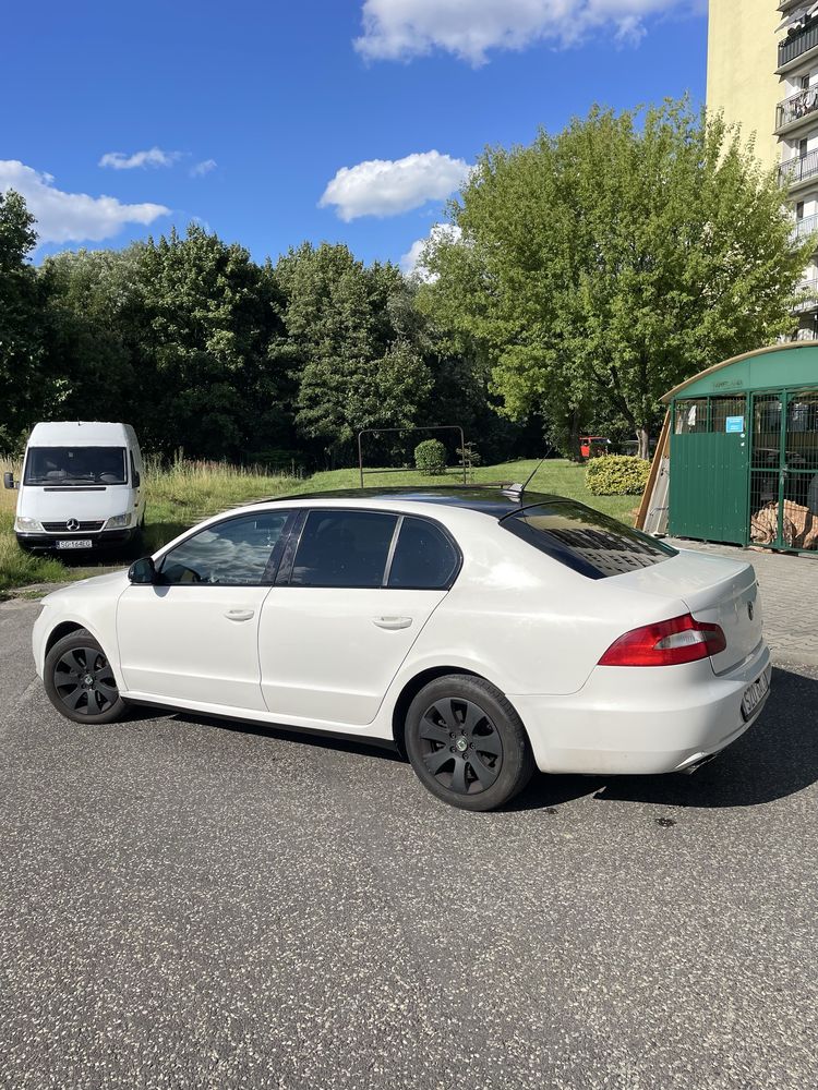 Skoda Superb *dlugie oplaty*