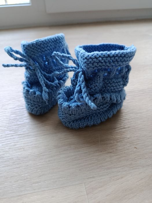 Dziergany zestaw ubranek dla niemowlaka