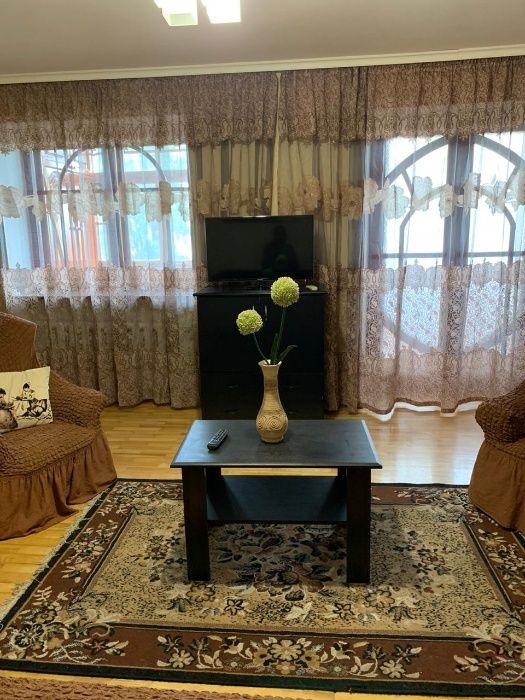 Сдам 3-ком Квартиру Посуточно в Одессе по пр. Добровольского 159