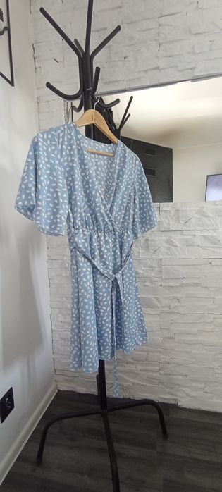 Sukienka w rozmiarze s