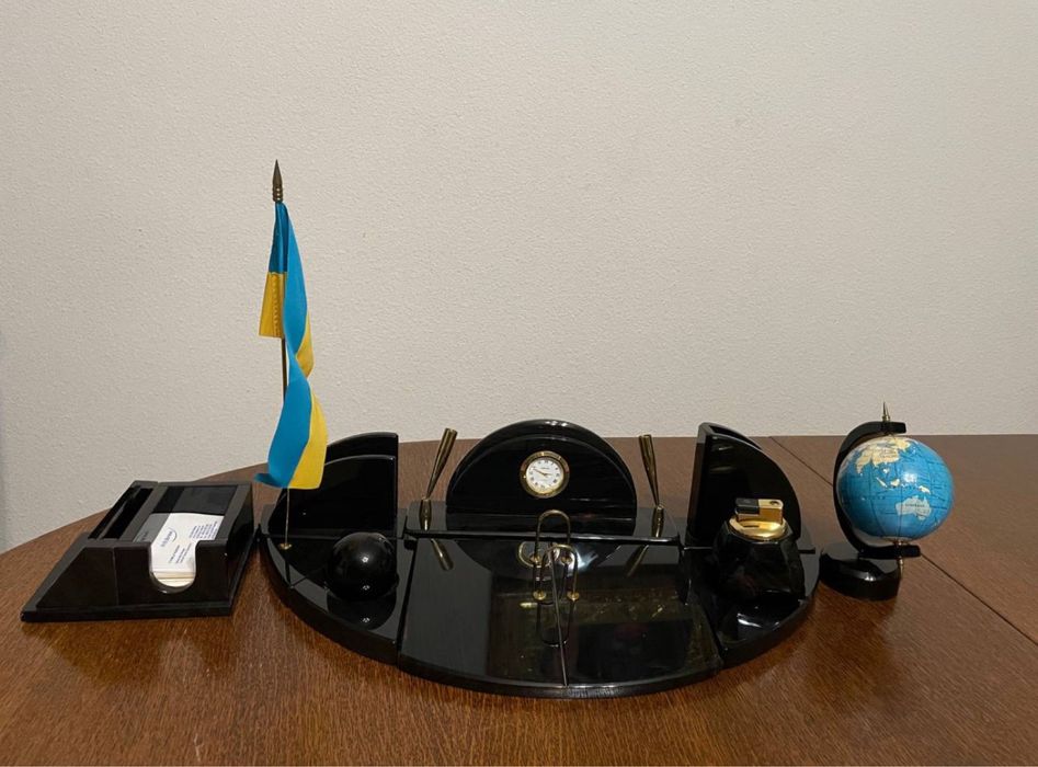 Настільний набір для керівника з граніту