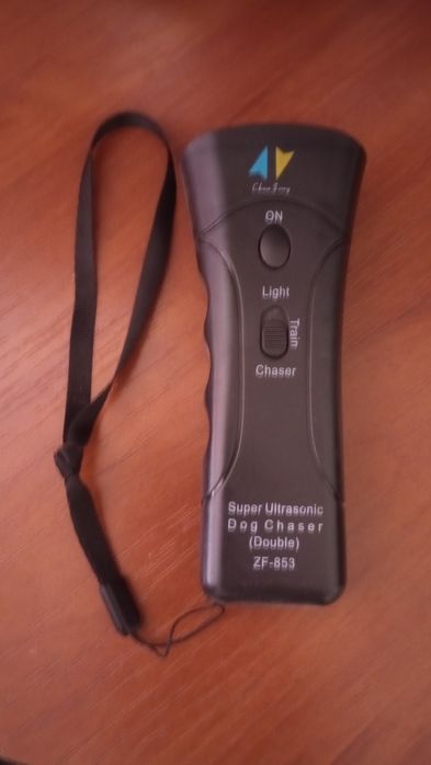 Отпугиватель собак c фонариком и функцией тренировки ультразвуковой