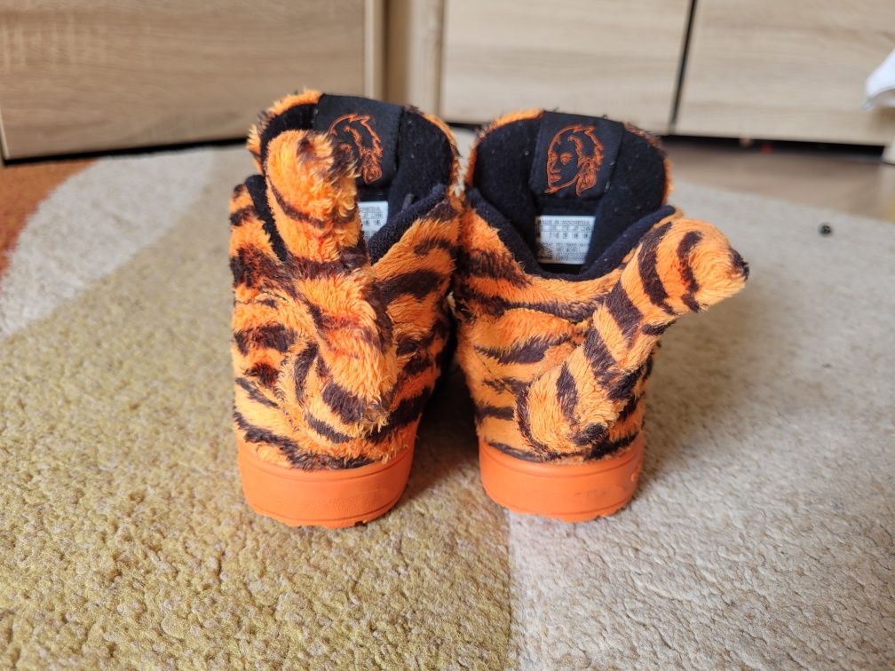 Кроссівки adidas Jeremy Scott 25 р. тигри
