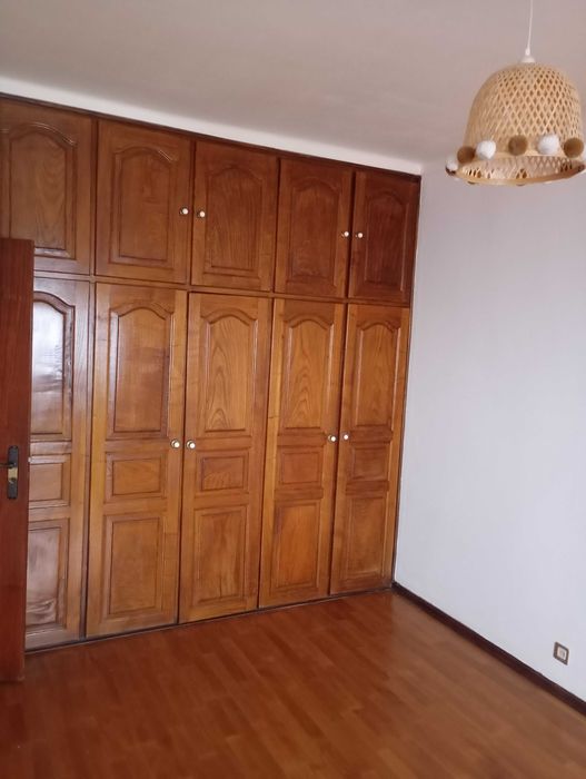 ARRENDA T2+ 2  Luminoso, boas áreas excelente localização