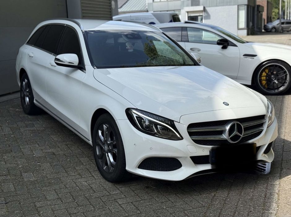 Mercedes Class C 220d