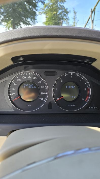 Volvo v70 2.4 5D