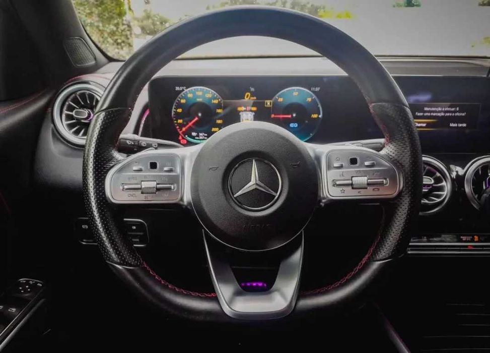Mercedes Benz EQB