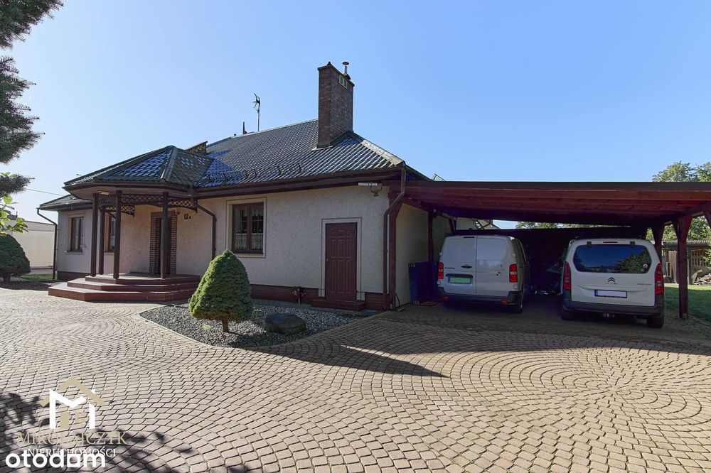 Funkcjonalny dom w Bartoszycach / do zamieszkania / 164 m2