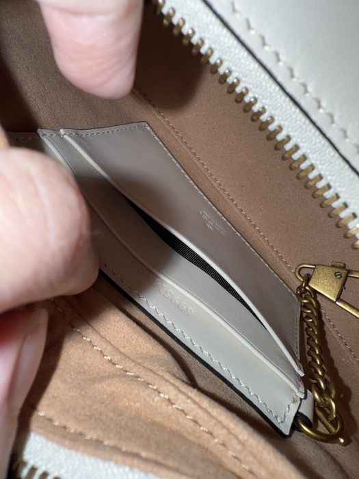 Сумка Gucci Marmont half moon mini