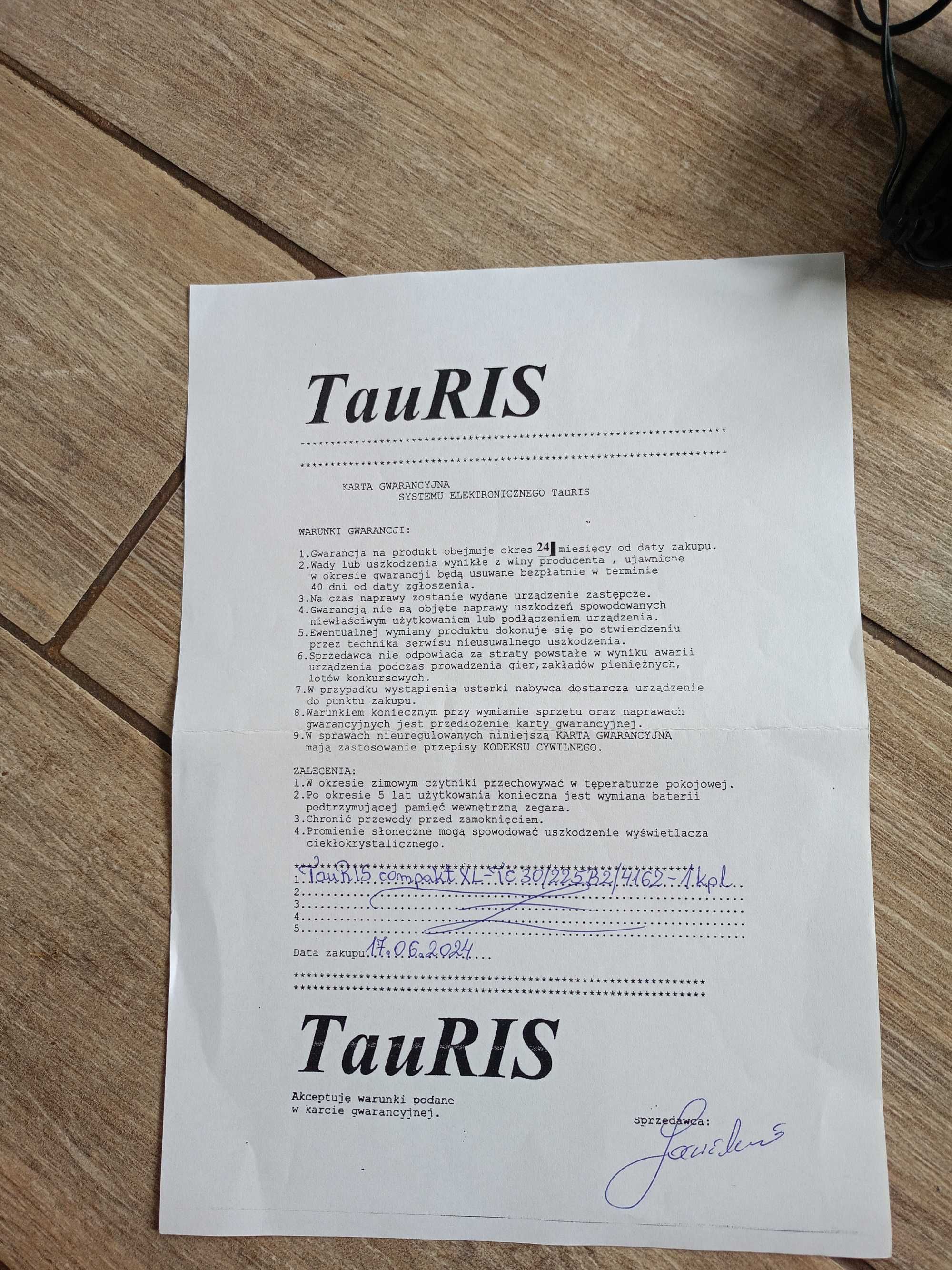 Zegar Tauris Nowy Tipesy