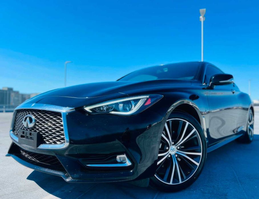 Infiniti Q60      2017