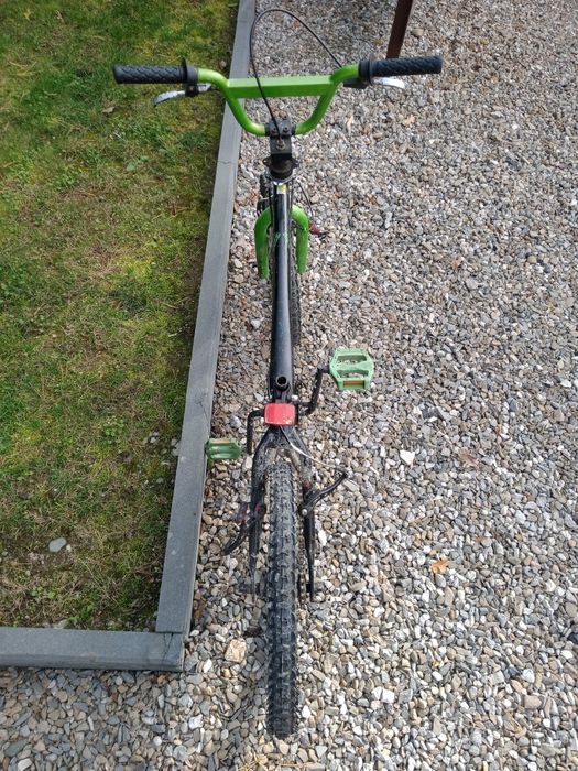 Bmx widoczny na zdjęciach