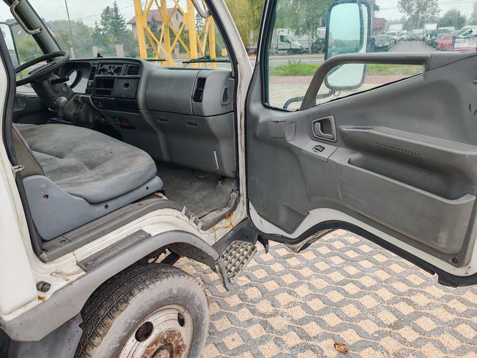 Mitsubishi Canter 55 zarejestrowany na 3,5 tony