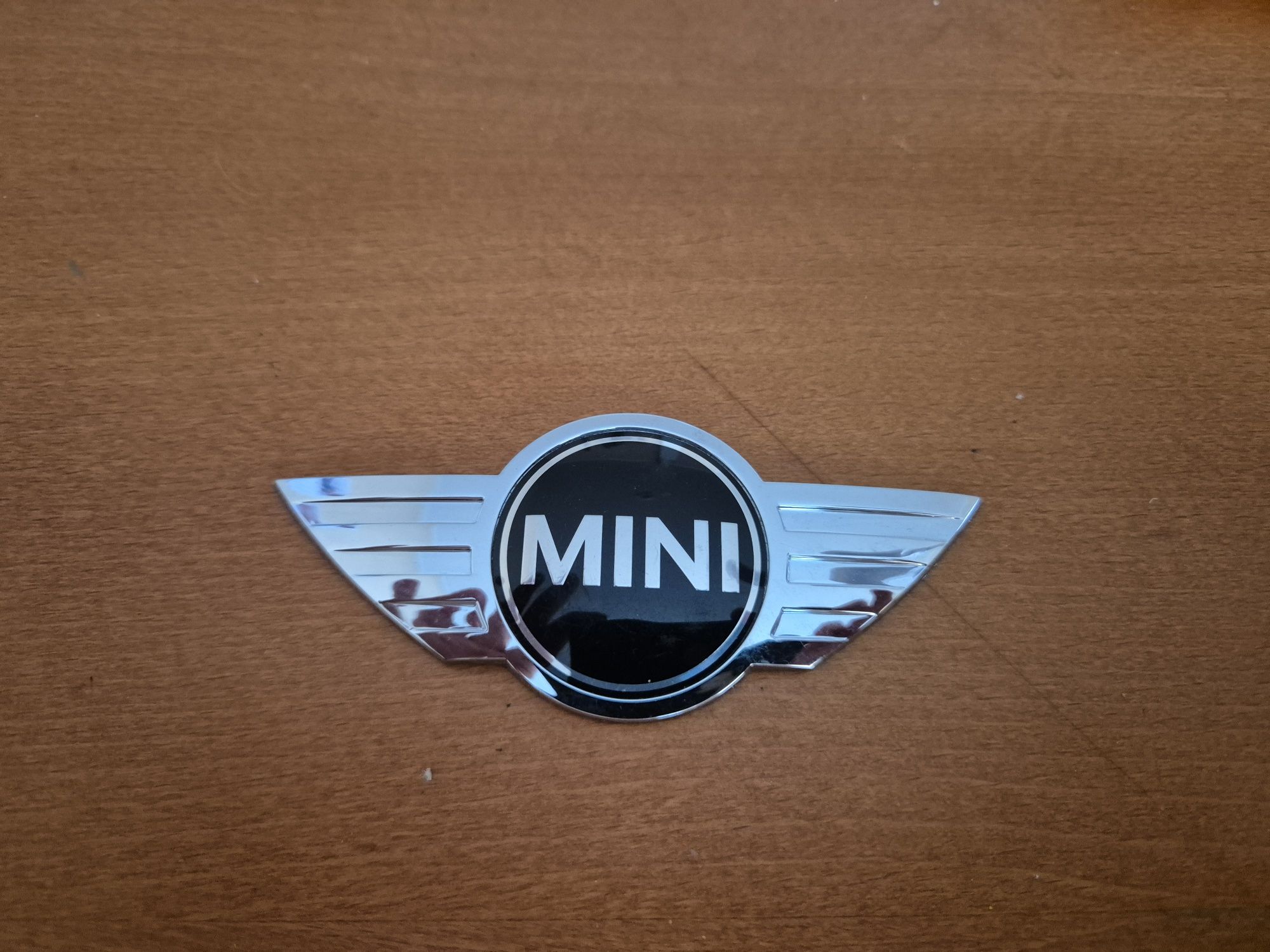 Loga emblemat  Mini Cooper model F56 F55 pasuje na przód i tył