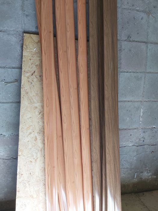 Плинтус Cezar пластиковый новый остаток