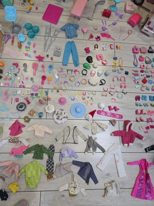BARBIE ogromny zestaw XXL. DOMEK, garaż, POJAZDY,  ubranka, AKCESORIA,