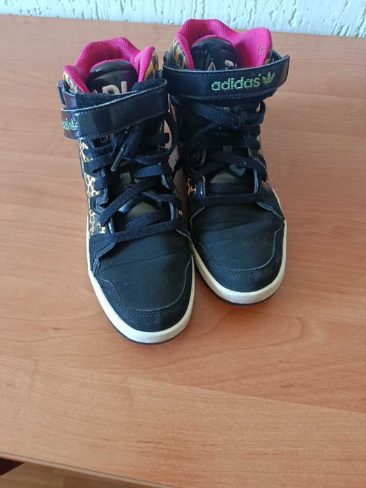 кросівки хайтопи