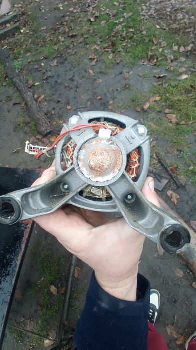 Продам двигун до пральної машини 600 ватт