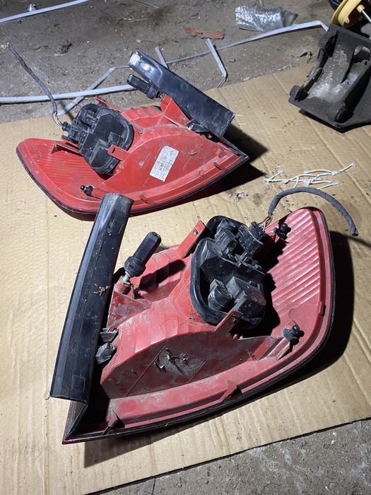Lampa tył prawa lewa Audi A6 C6 kombi oryginał wkład