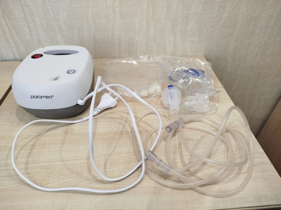 Компресорний інгалятор (небулайзер) Paramed Compact +