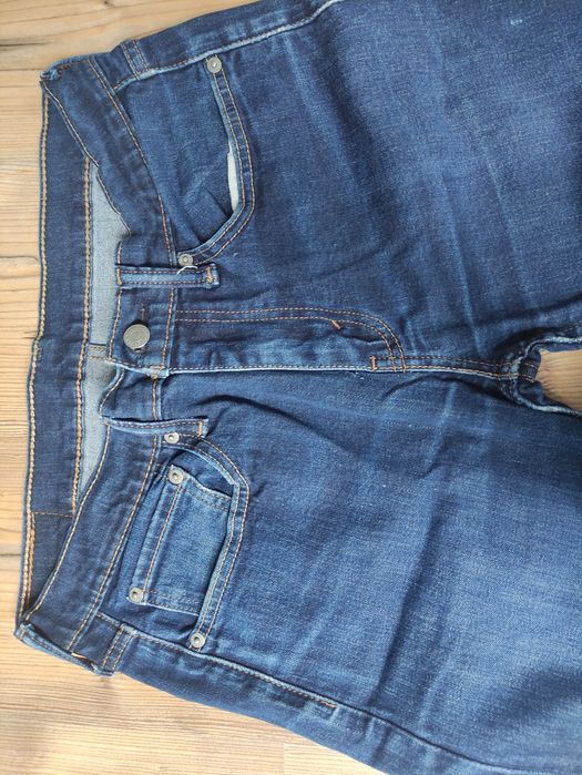 Długie spodnie rurki Levi's rozmiar L